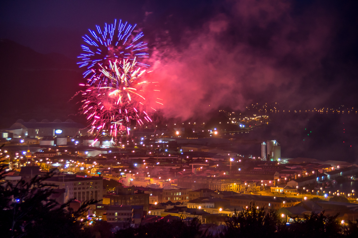 Fireworks Dunedin-310114-077.jpg